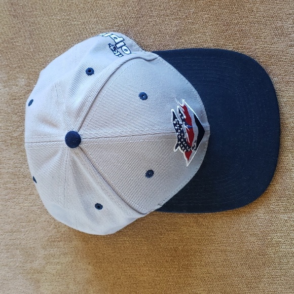 Pink Dolphin Snapback - Picture 4 of 7